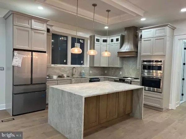 Bryn Mawr, PA 19010,739 S ROBERTS RD