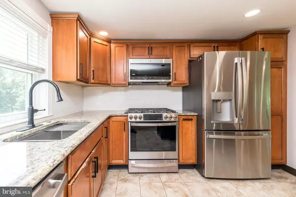 Perkiomenville, PA 18074,402 N LAYFIELD RD