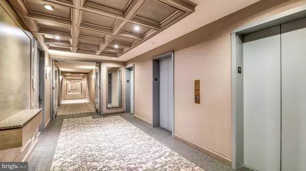 Ventnor City, NJ 08406,5000 BOARDWALK #1616