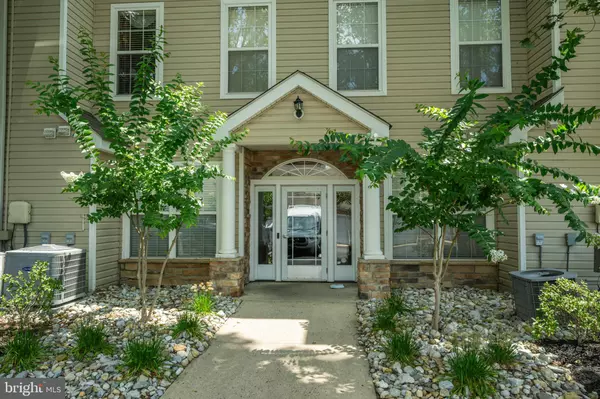 96 KYLE WAY, Ewing, NJ 08628