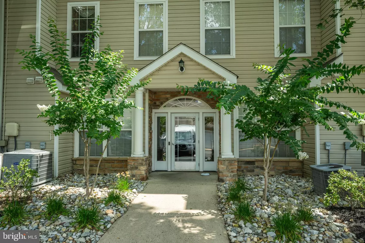 Ewing, NJ 08628,96 KYLE WAY