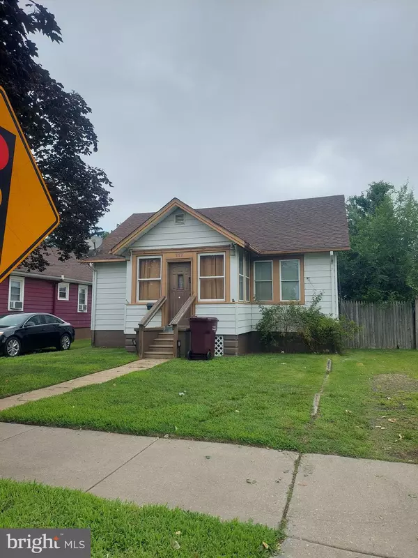 117 S CHESTER AVE, Riverside, NJ 08075