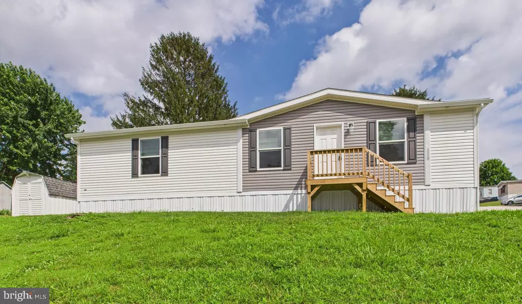 119 CHESTNUT HILL DR, York, PA 17408