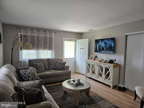 Toms River, NJ 08757,14 MARQUIS ST