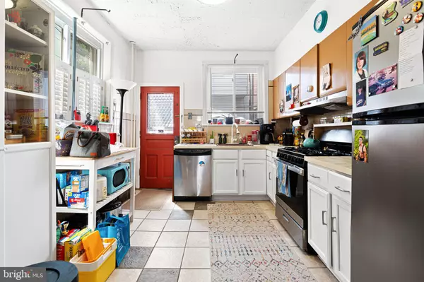 Philadelphia, PA 19145,2138 S DORRANCE ST