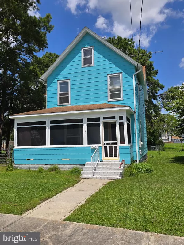 Crisfield, MD 21817,108 W CHESAPEAKE AVE