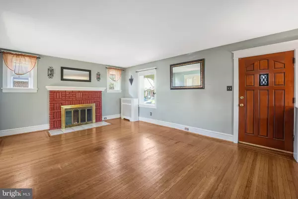 Drexel Hill, PA 19026,953 FOSS AVE