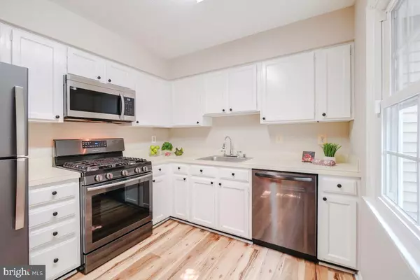 Burke, VA 22015,5717 EDGEWATER OAK CT
