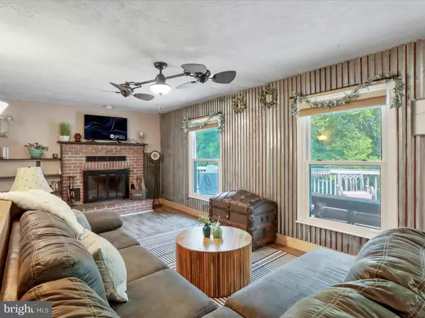 Front Royal, VA 22630,1857 MARYS SHADY LN