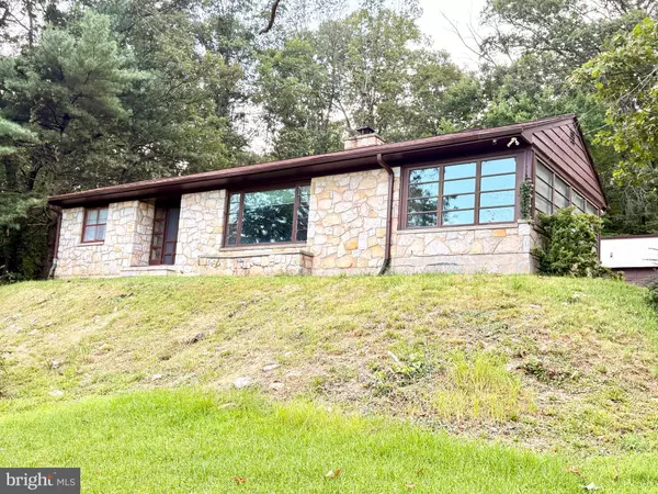 1027 BRADDOCK RD, Cumberland, MD 21502