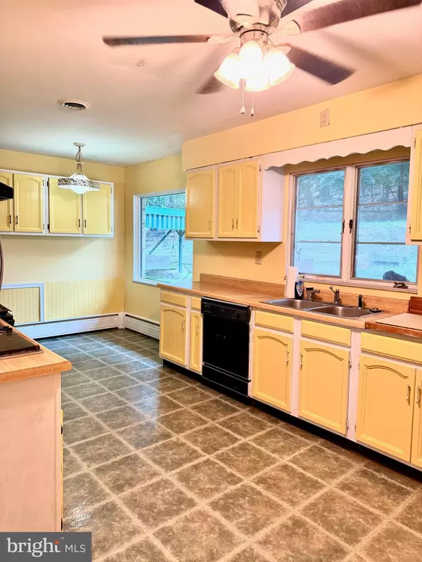 Cumberland, MD 21502,1027 BRADDOCK RD