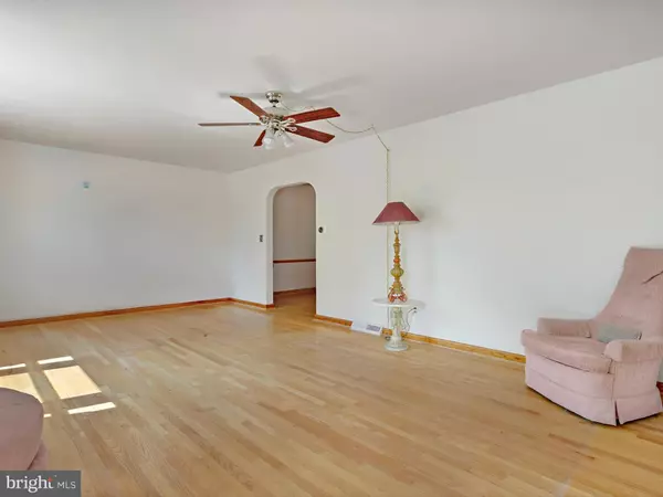 Baltimore, MD 21206,5602 CEDONIA AVE