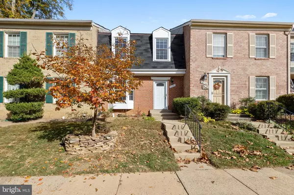 Oakton, VA 22124,10348 GRANITE CREEK LN