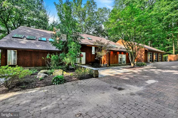 11 GREEN HEATHER CT, Pikesville, MD 21208