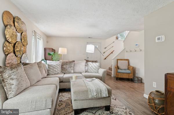 Waldorf, MD 20601,2041 TANGLEWOOD DR