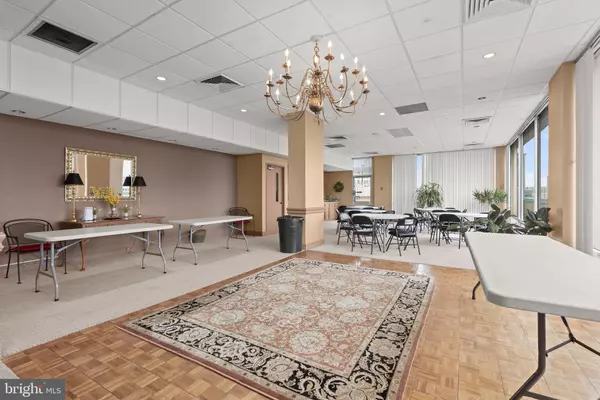 Towson, MD 21204,28 ALLEGHENY AVE #2700
