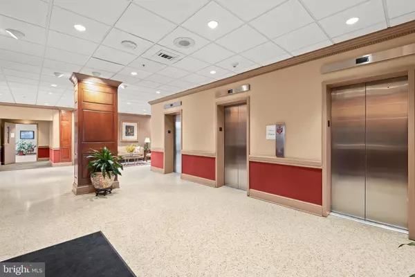 Towson, MD 21204,28 ALLEGHENY AVE #2700