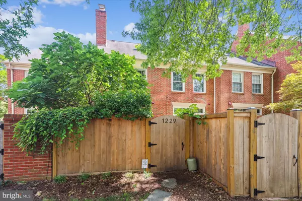Alexandria, VA 22314,1229 PORTNER RD