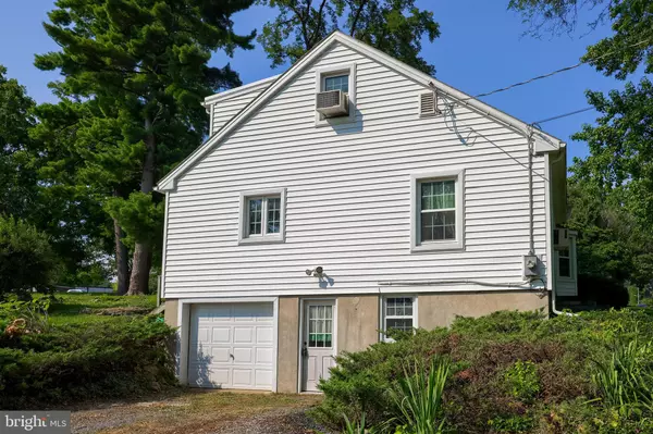 Ephrata, PA 17522,148 S ACADEMY DR