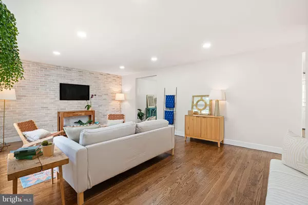 Haddonfield, NJ 08033,116 RHOADS AVE