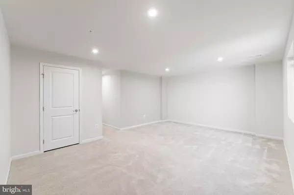 Hanover, MD 21076,2657 RICHMOND WAY