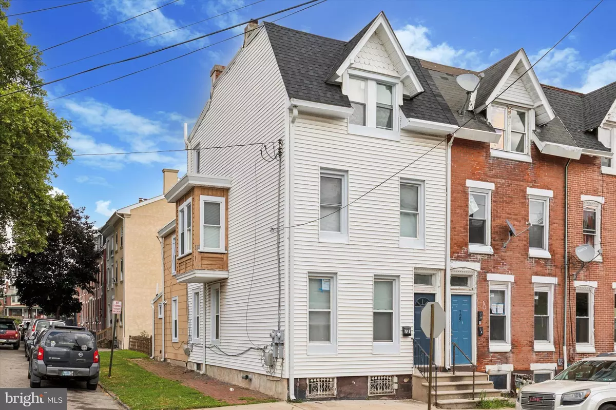 Norristown, PA 19401,731 W LAFAYETTE ST #2