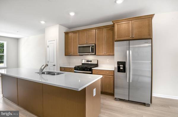 Upper Marlboro, MD 20774,7833 PRESIDENTIAL PKWY