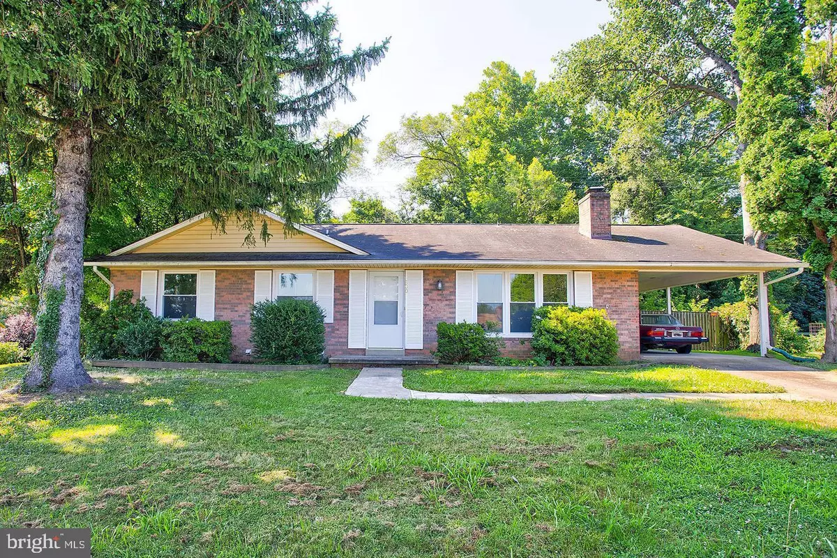 Purcellville, VA 20132,300 E LOUDOUN VALLEY DR