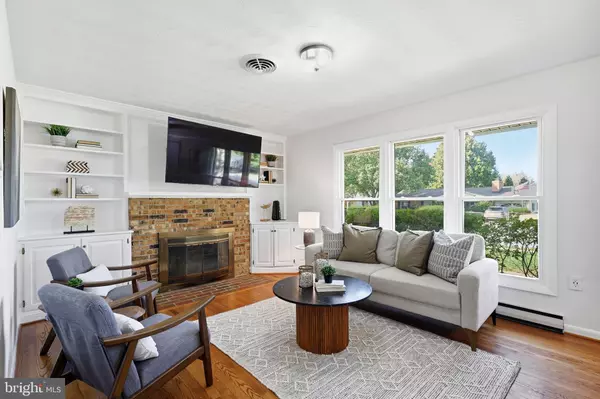 Purcellville, VA 20132,300 E LOUDOUN VALLEY DR