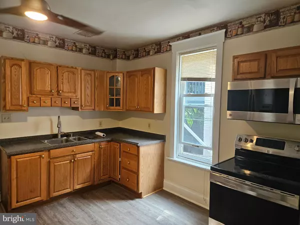 Harrisburg, PA 17104,1819 ZARKER ST