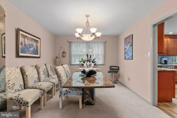 Langhorne, PA 19047,987 HIGHPOINTE CIR
