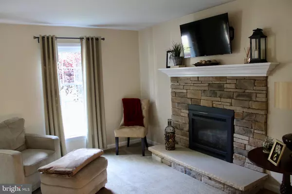 Kinzers, PA 17535,5331 STRASBURG RD