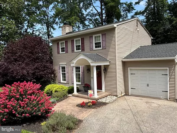 5331 STRASBURG RD, Kinzers, PA 17535