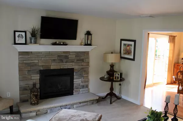 Kinzers, PA 17535,5331 STRASBURG RD