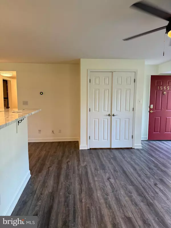 Alexandria, VA 22304,1565-A N VAN DORN ST
