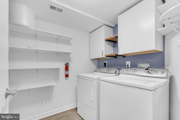 Alexandria, VA 22304,1565-A N VAN DORN ST