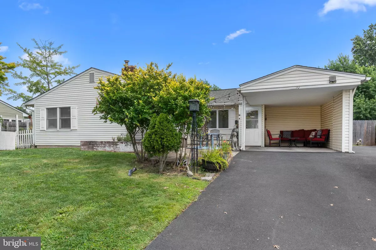 Levittown, PA 19054,10 TWIN LEAF LN