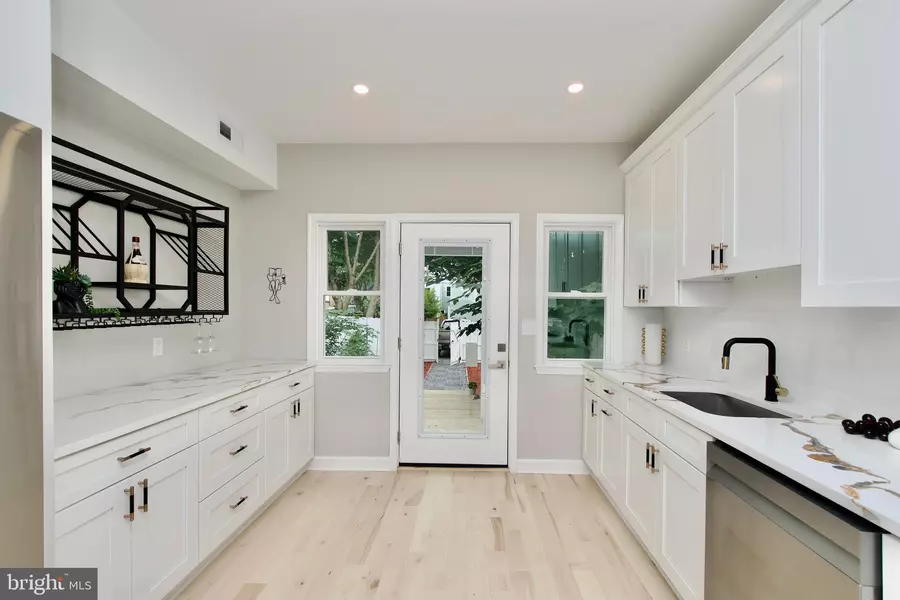 318 N PAYNE ST, Alexandria, VA 22314