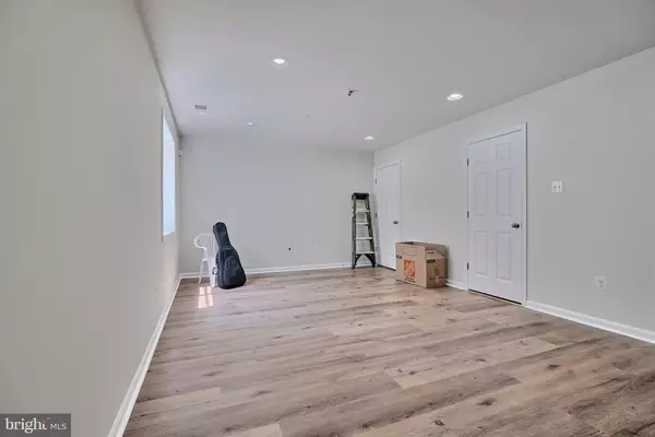 Columbia, MD 21044,7863 RIVER ROCK WAY