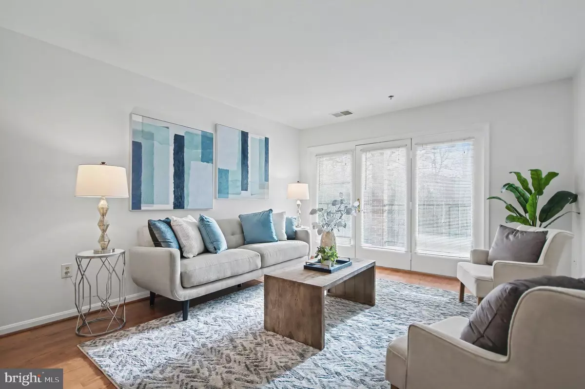 Annapolis, MD 21401,803 COXSWAIN WAY #203