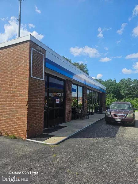 5604 CHAMBERLAYNE RD, Richmond, VA 23227