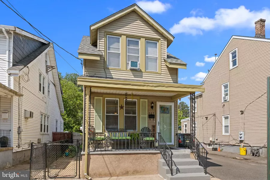 907 QUINTON AVE, Trenton, NJ 08629