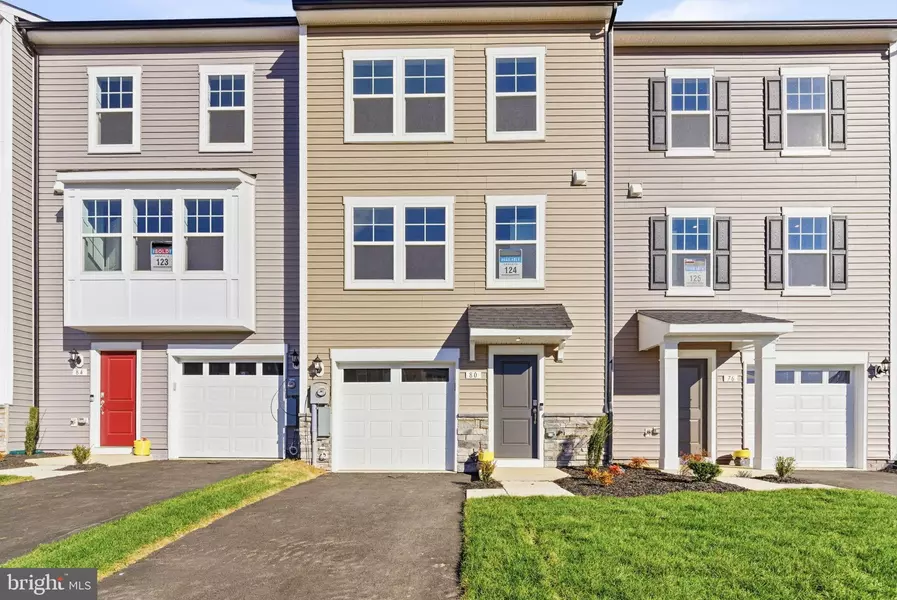 80 BOLINGBROKE WAY, Charles Town, WV 25414