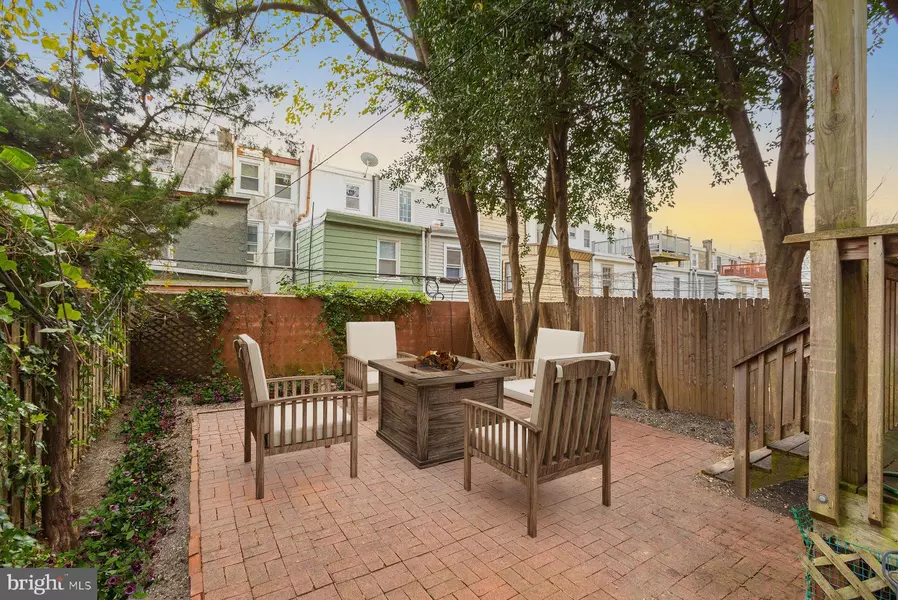 2024 GREEN ST #1, Philadelphia, PA 19130