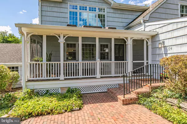 Pennington, NJ 08534,224 KING GEORGE RD