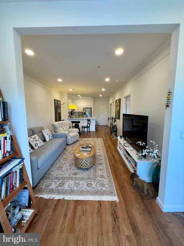 Falls Church, VA 22042,3021 NICOSH CIRCLE #1406