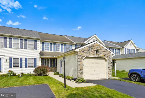572 E WOOD DUCK DR, Manheim, PA 17545