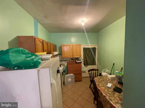 Philadelphia, PA 19140,4063 N 6TH ST