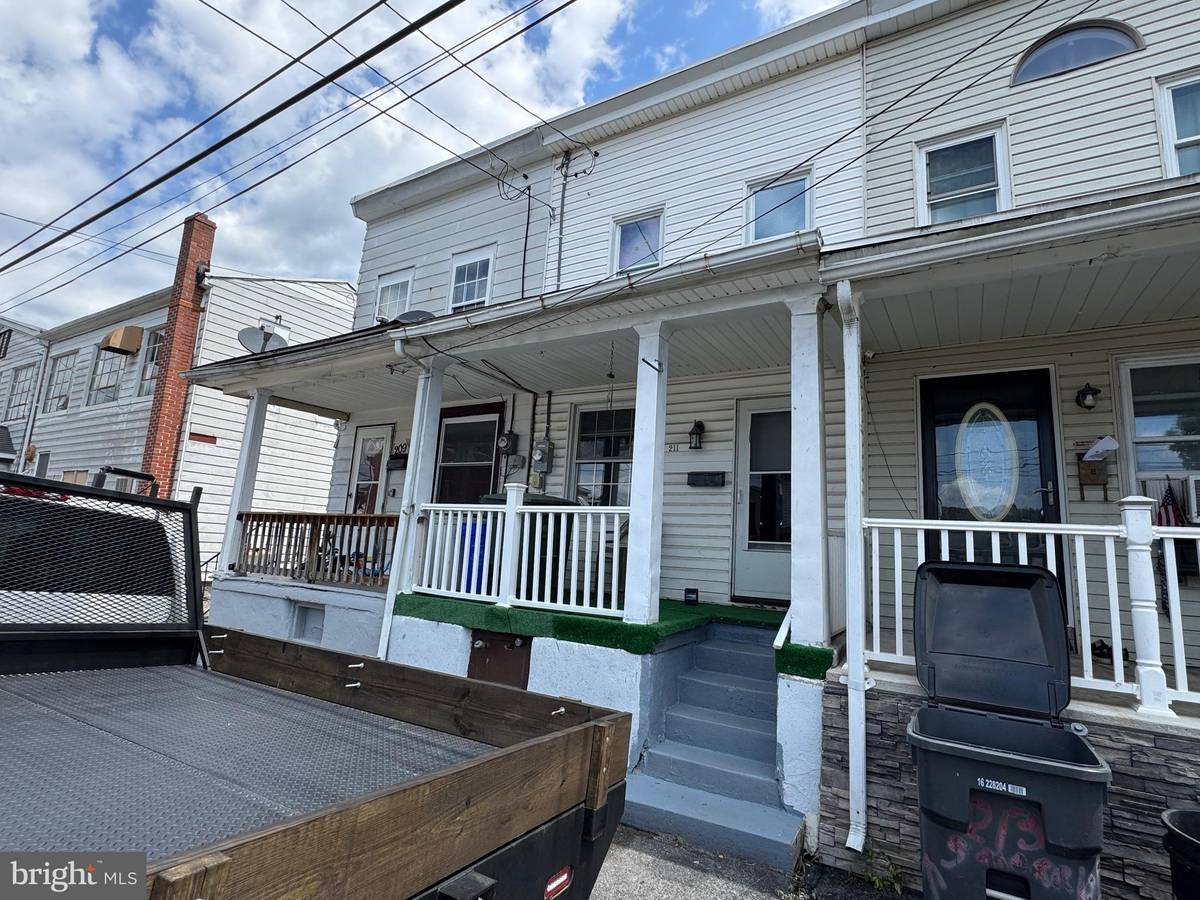 Saint Clair, PA 17970,211 S MORRIS ST
