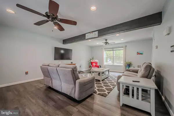 Elkton, MD 21921,108 INDEPENDENCE DR